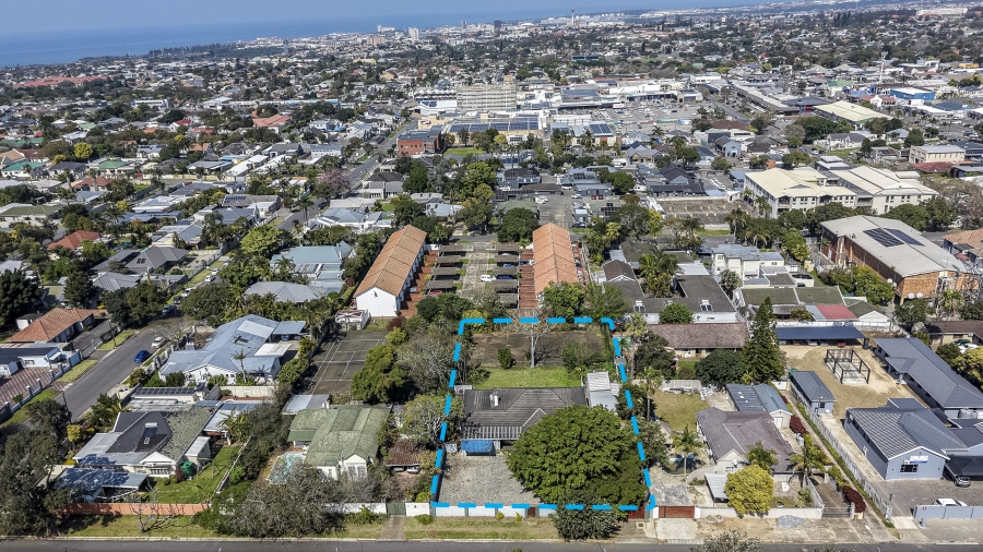 8 Bedroom Property for Sale in Vincent Eastern Cape